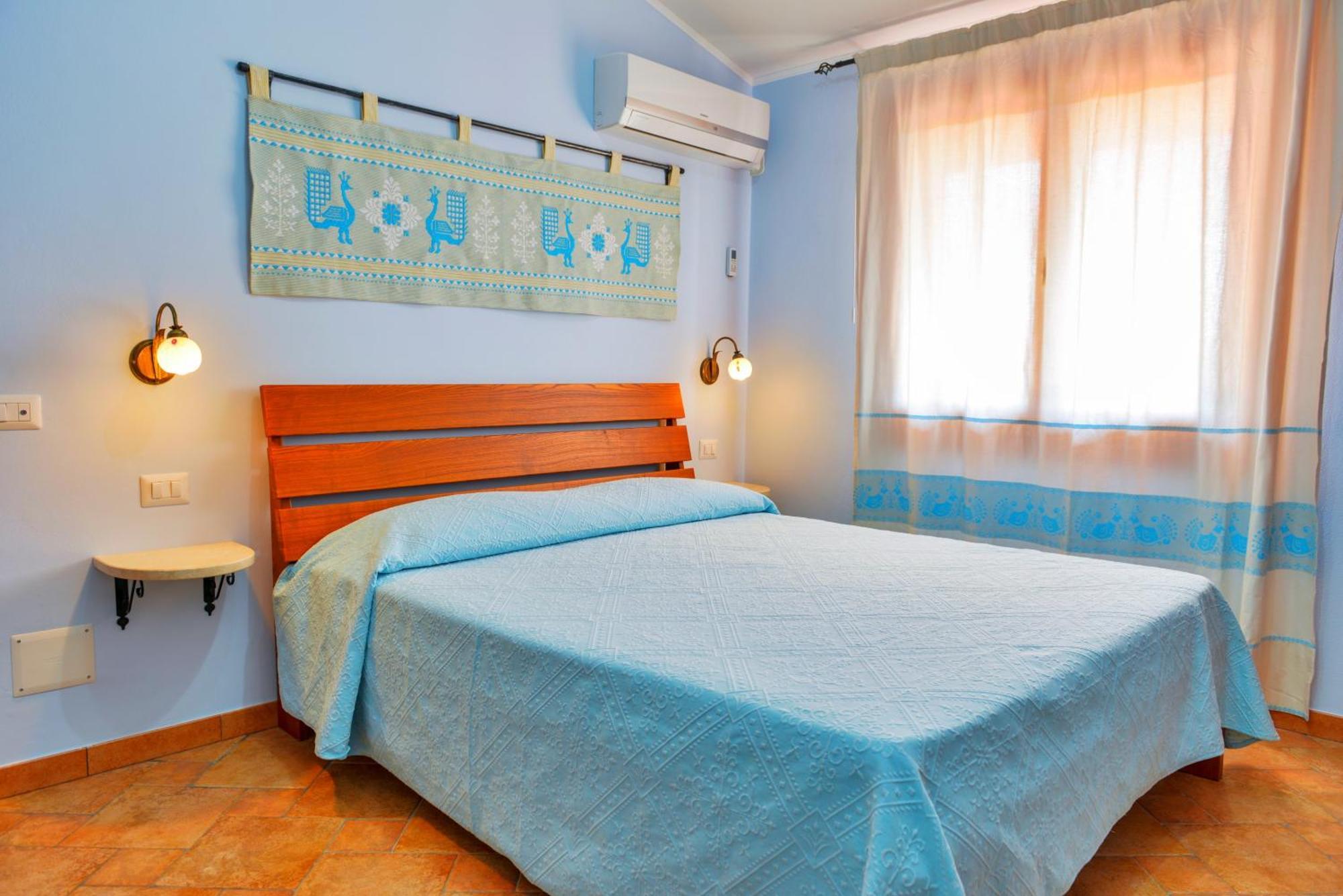 Nuraghe Bianco Bed & Breakfast Santa Maria la Palma Exterior foto