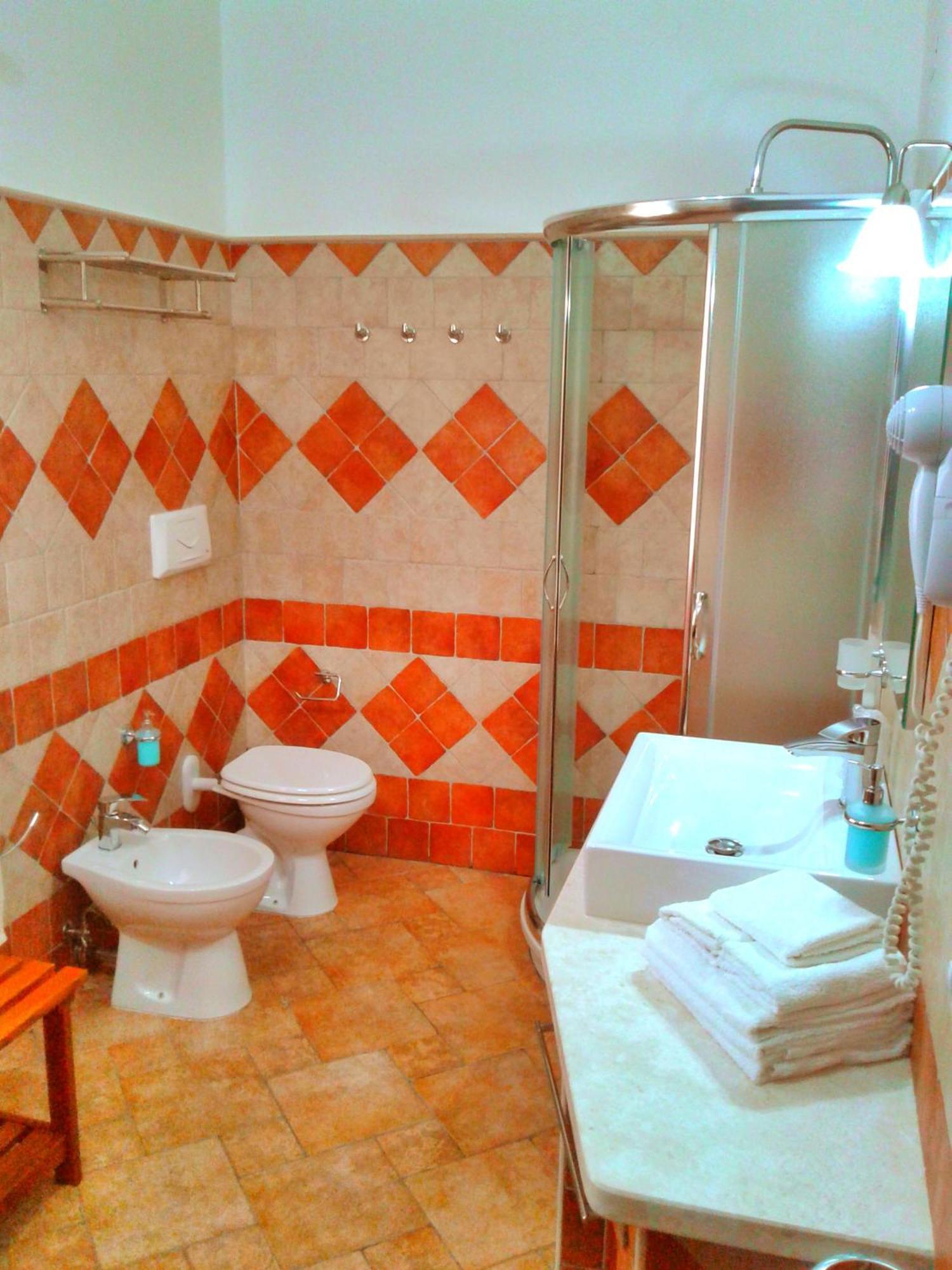 Nuraghe Bianco Bed & Breakfast Santa Maria la Palma Exterior foto