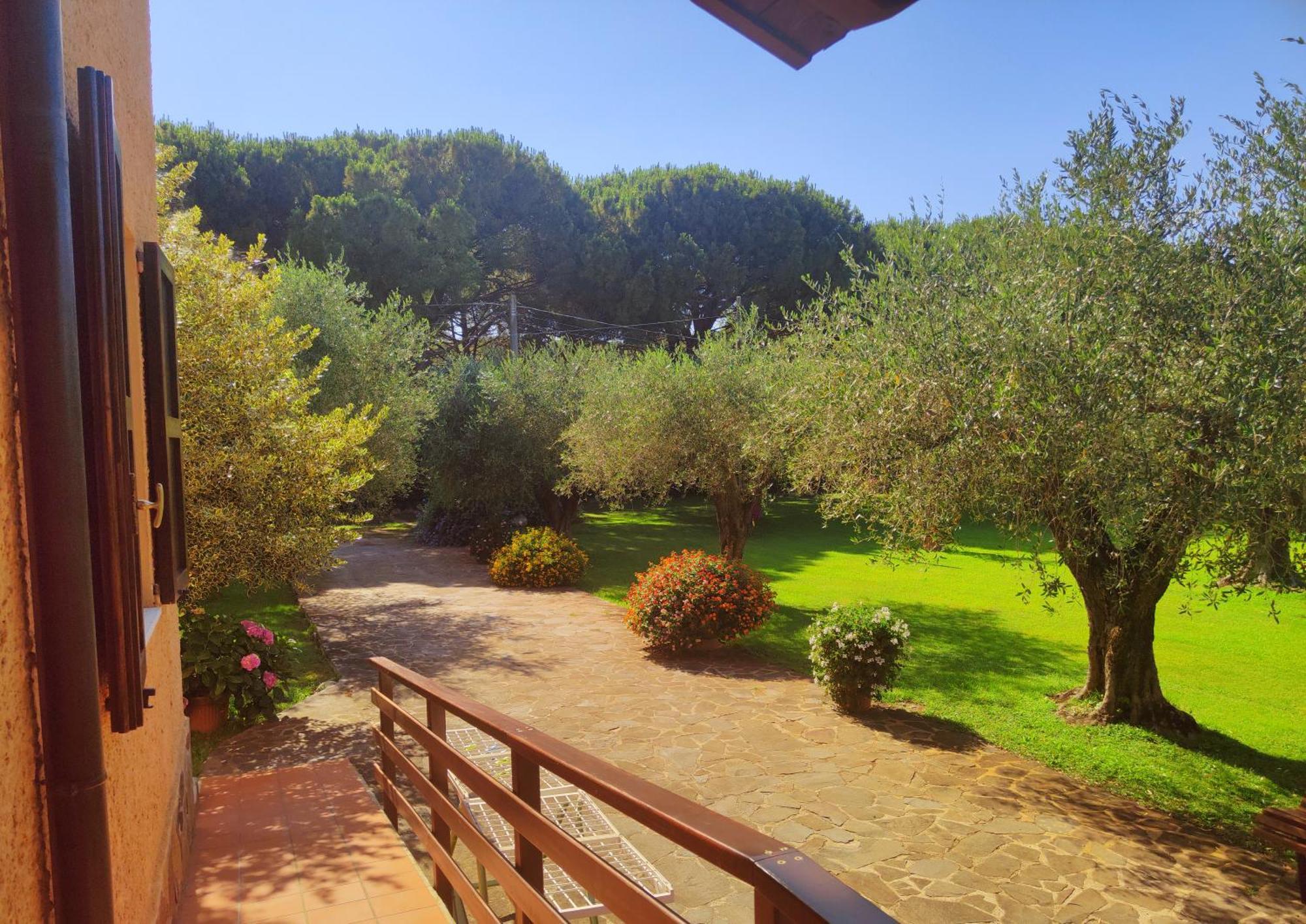 Nuraghe Bianco Bed & Breakfast Santa Maria la Palma Exterior foto